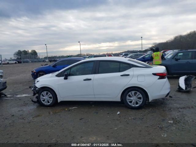 Console Front Floor CVT Fits 20-25 VERSA 4600395