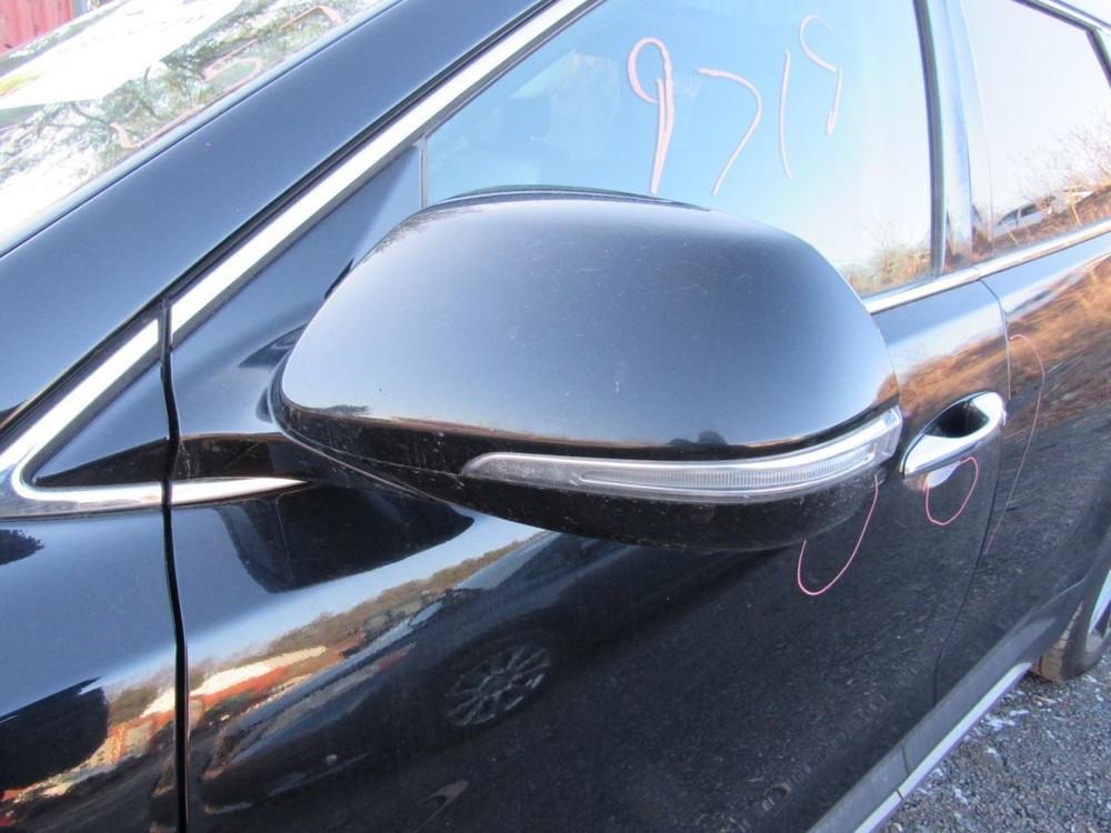 SANTA FE 2017 Glove Box 1102421