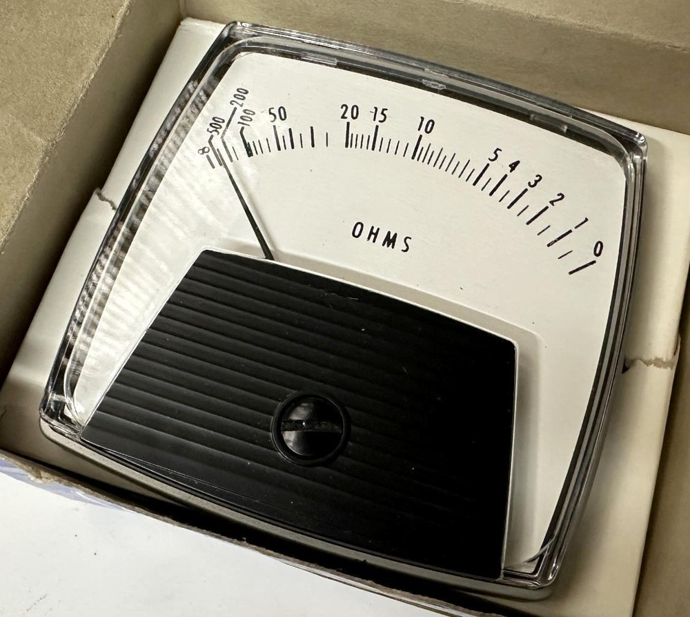 Yokogawa YEW 250300 Panel Analog DC Voltmeter 177 MV/DC