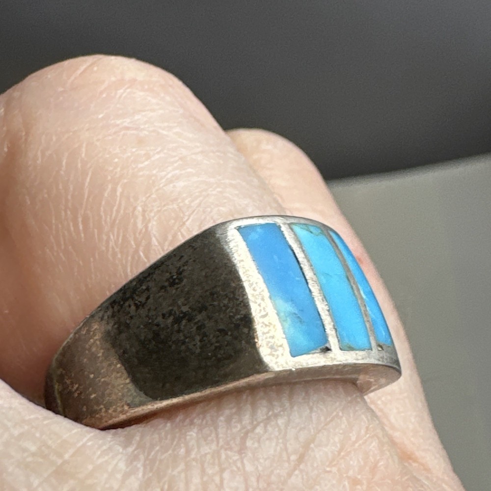Vintage Sterling Silver Size 8.4 Turquoise Ring
