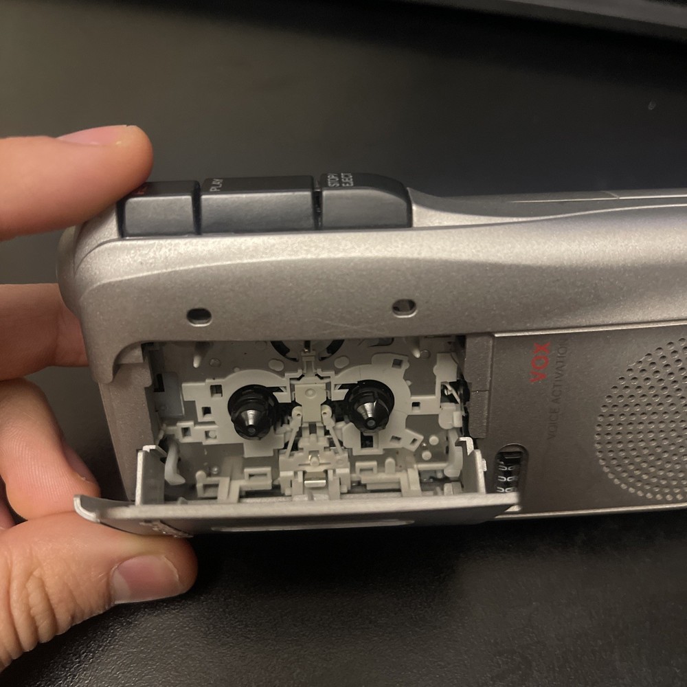 RadioShack Micro-43 Microcassette Recorder Model No. 14-1182 Gray Tested