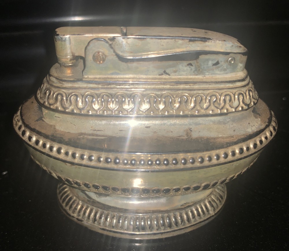 Vintage Ronson Queen Anne Genie Lighter
