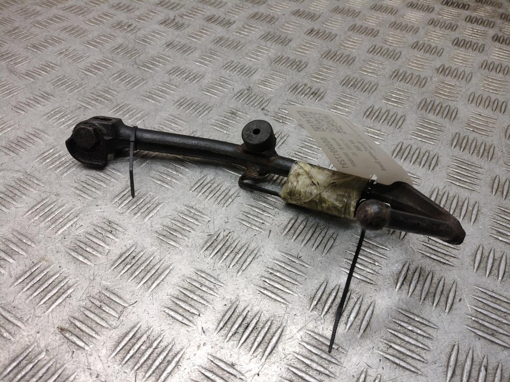 2005 YAMAHA XP 500 Side Stand