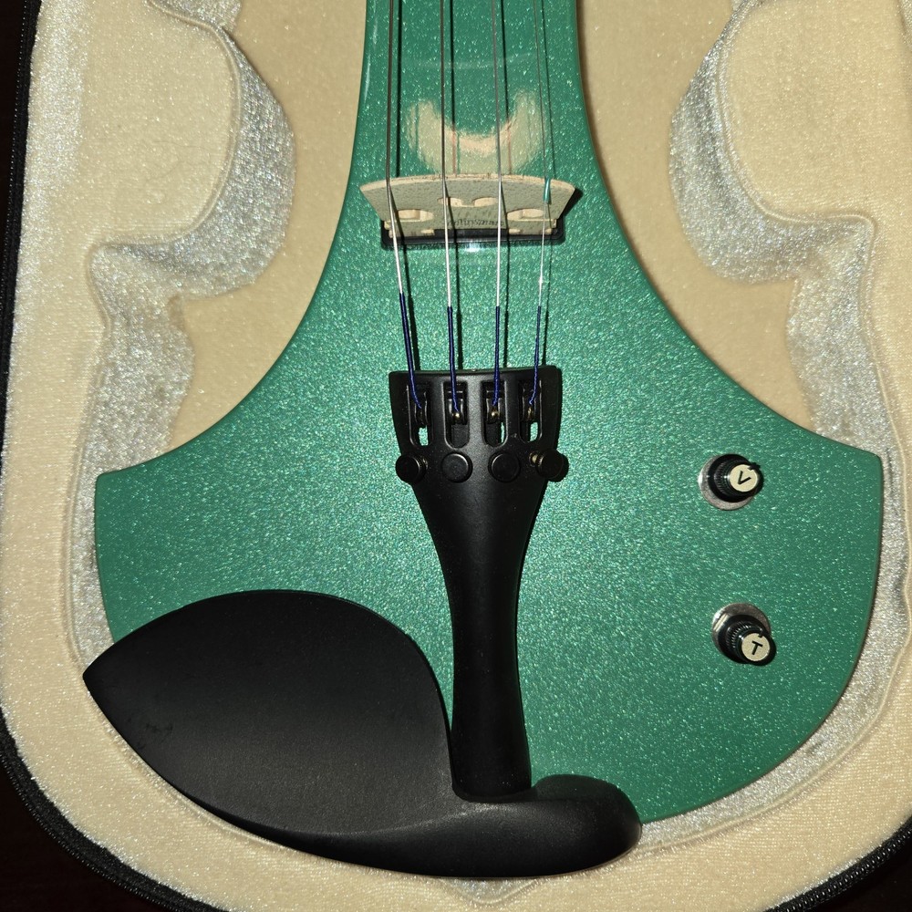 Tower Strings Electric Violinwith Case & Bow