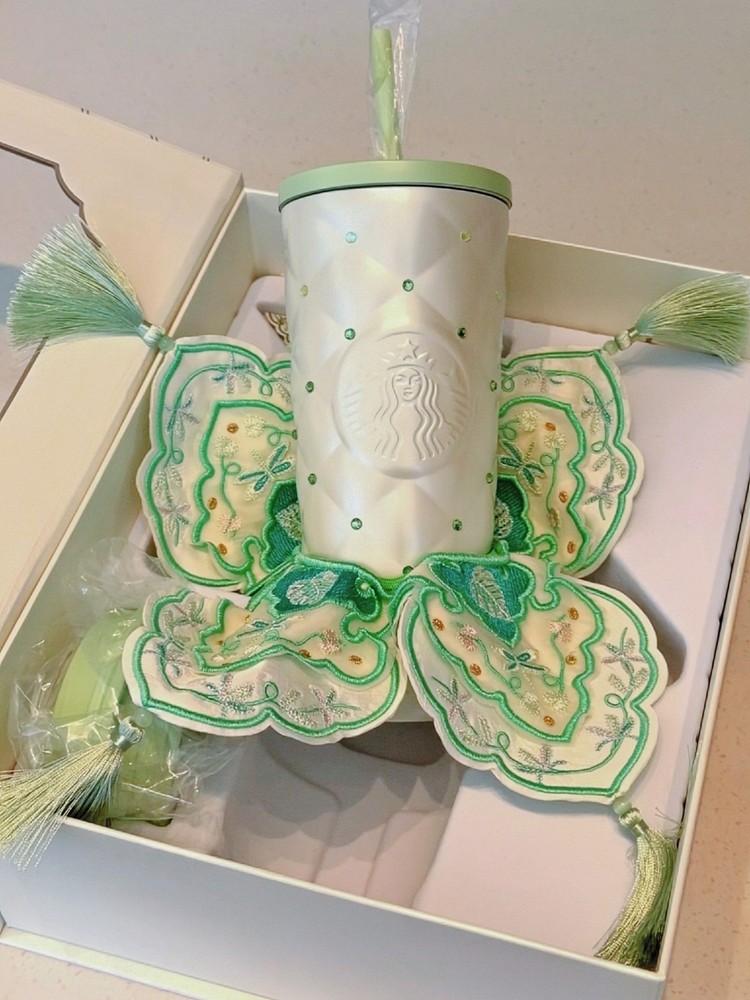 New Starbucks Spring Auspicious Series Diamond Cup Two Lids Gift Set