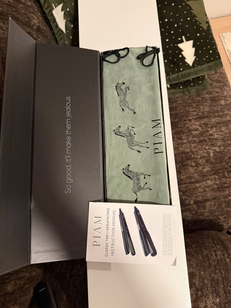Piam flat iron
