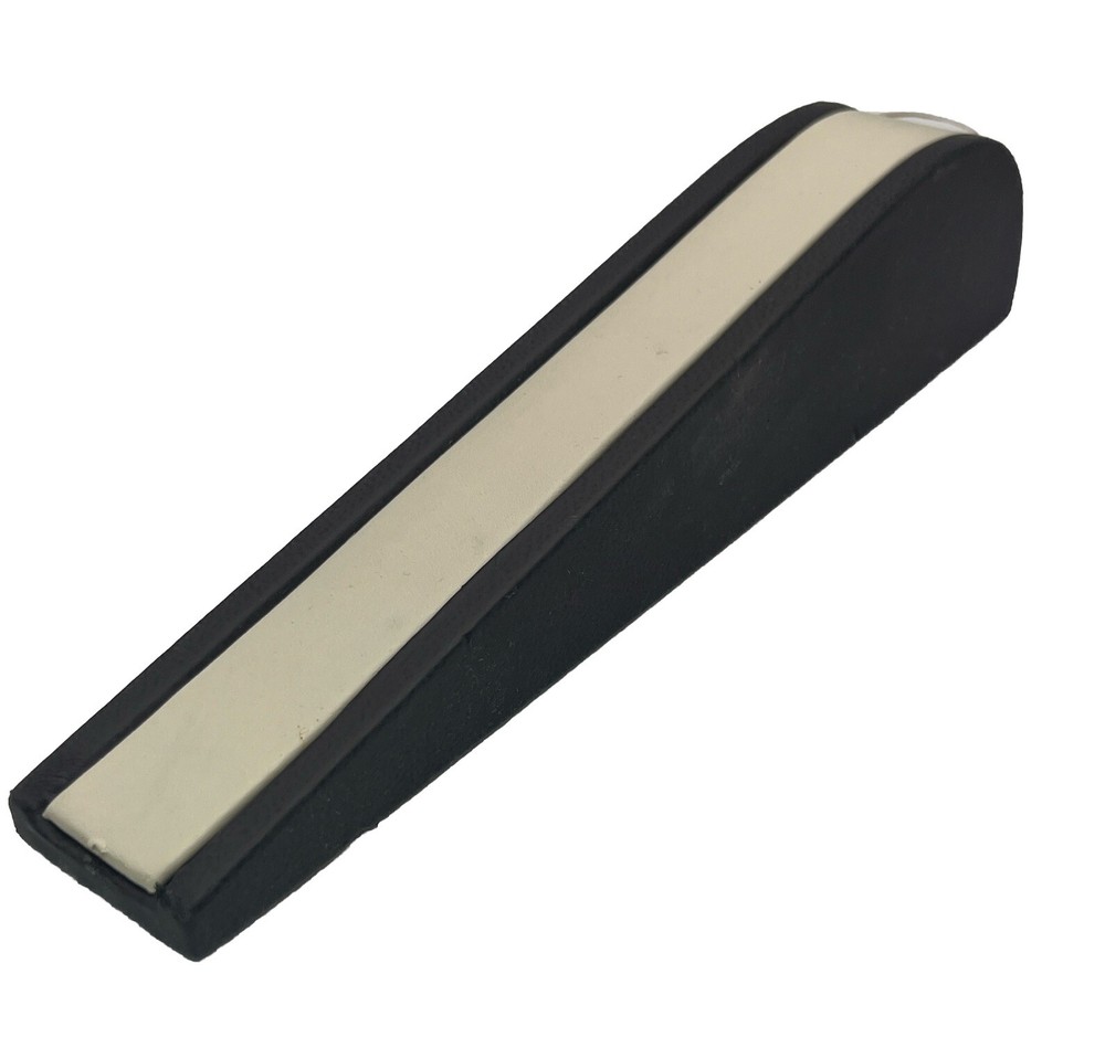 Leatherette Single Bracelet Display Ramp (Narrow)
