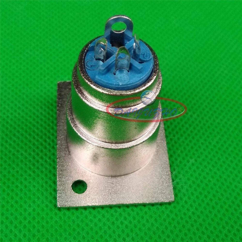1PCS XLR 3-Pin Female Chassis Panel Socket Speaker Audio Connector New