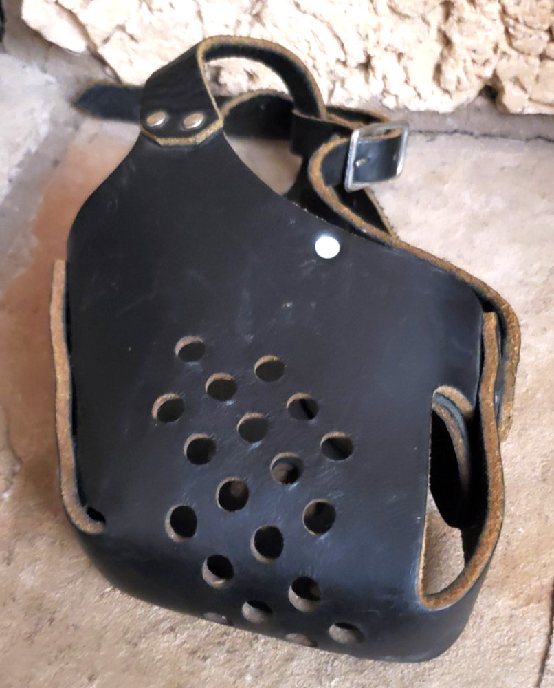 Ray Allen RamLite Handcrafted Black Latigo Leather Size #4 Muzzle