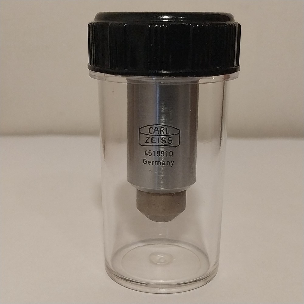 Carl Zeiss Microscope Objective Lens 10/0.22 With Plastic Objective Case