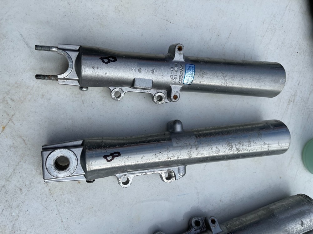 Harley Davidson shocks - 1 pair
