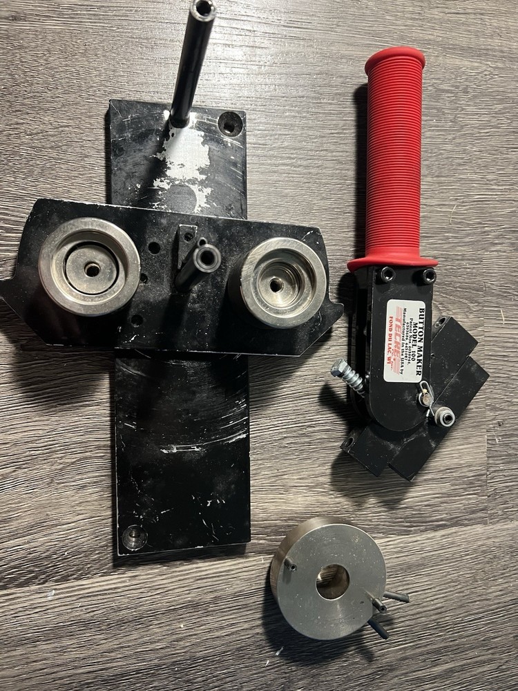 1” Tecre Button Maker Machine Model 100 Read