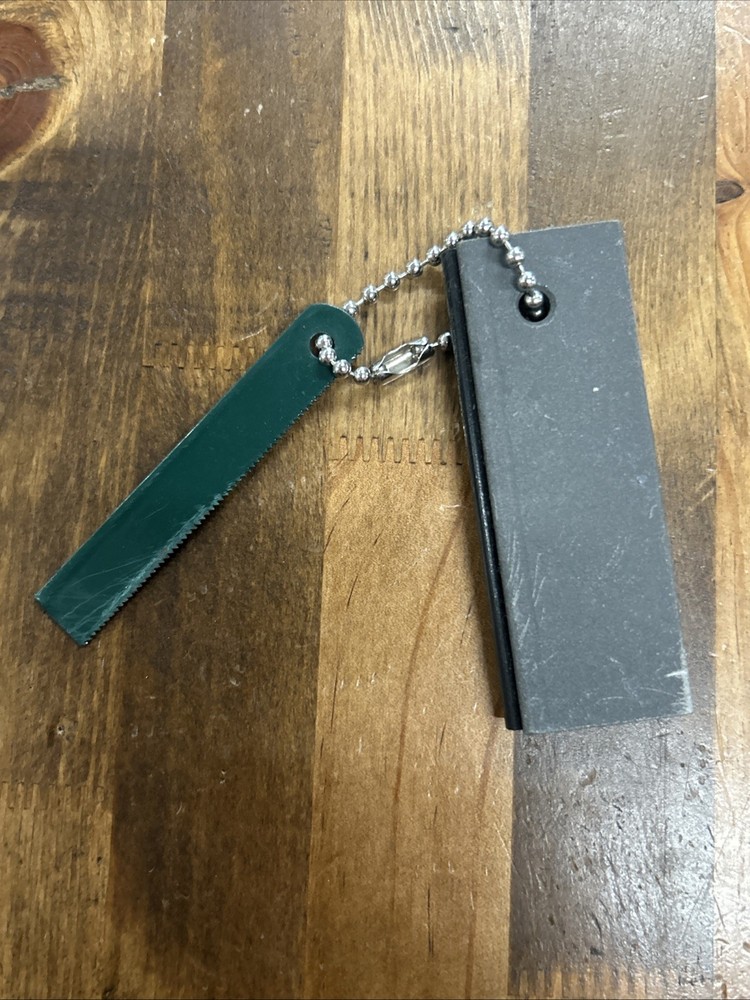 Magnesium Fire Starter Keychain