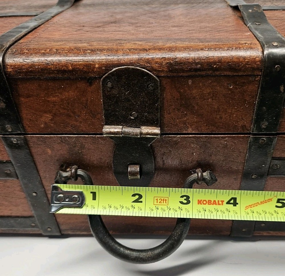 Antique Storage Wooden Suitcase. A18