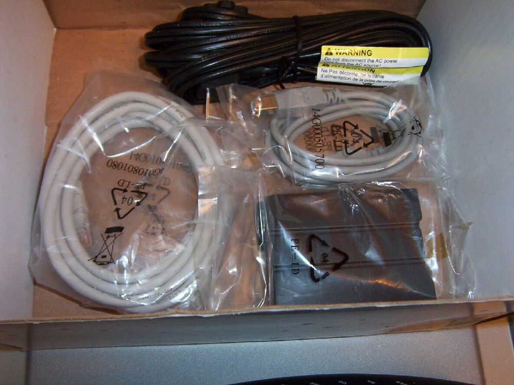 NEW in box Pace DV315 Cable Box all accessories