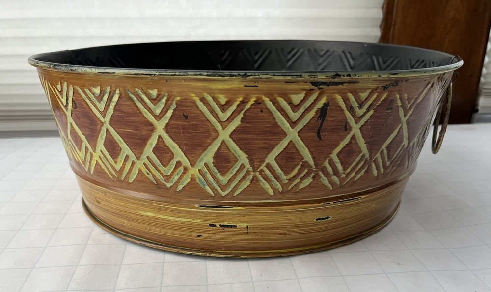 12 Inch Tin Bowel With O Ring Handles. Can Be Used For Several Different Things.