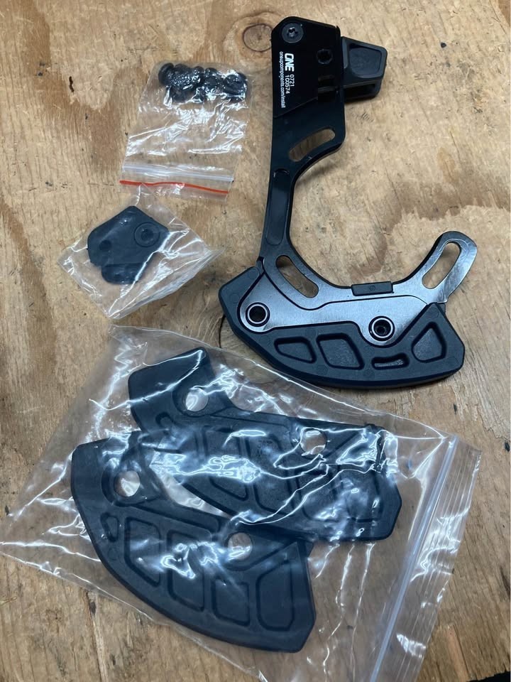 OneUp Components Top Chain guide with Bash Guard ISCG-05 - V2 mountain bike mtb