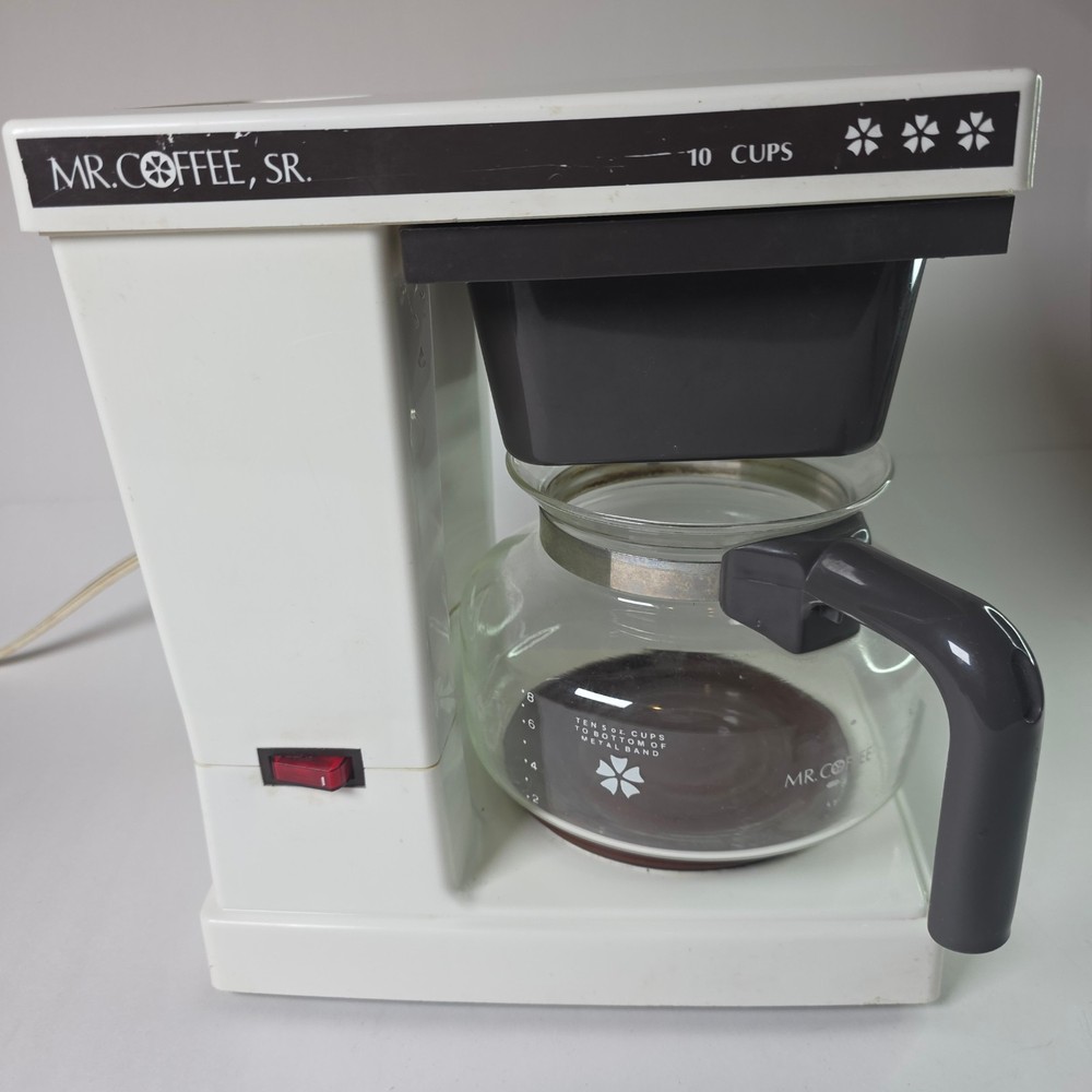 Vintage Mr. Coffee SR-10 10-Cup Automatic Brewing System White Coffee Maker WORK