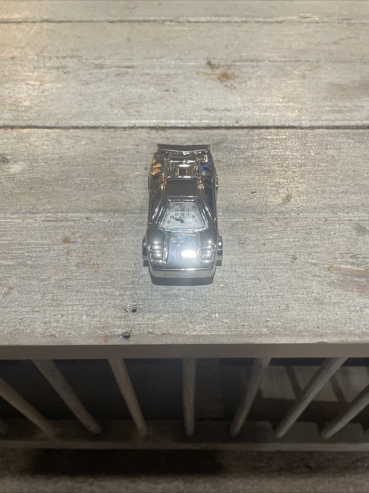HV Lamborghini Desk Clock