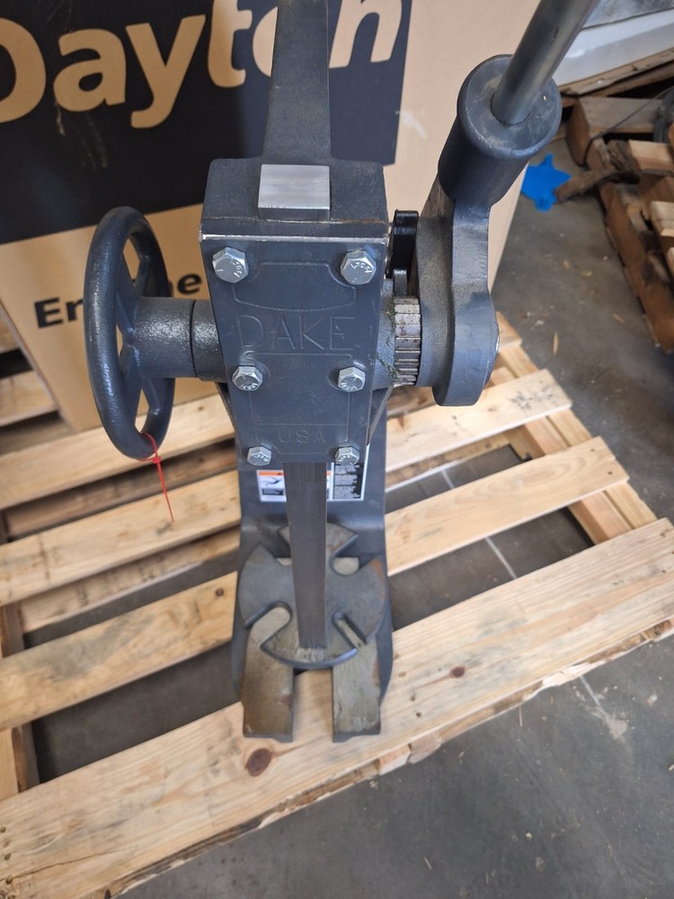 Dake Arbor Press: 1-1/2" Ram, 3 Ton Pressure, 902002