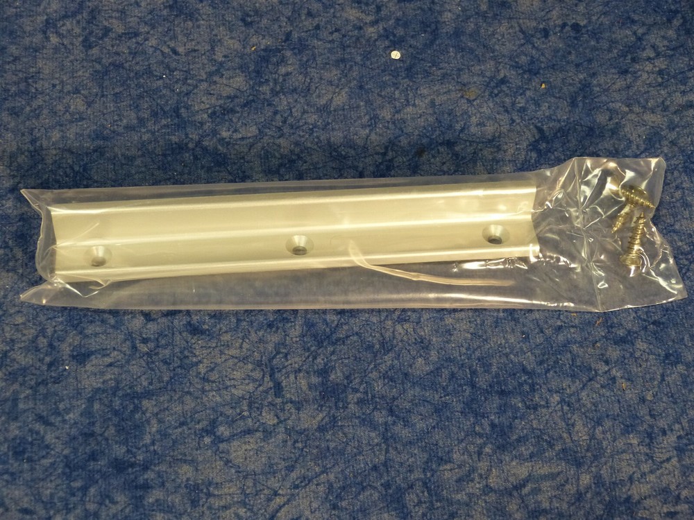 SDC Security AB01V 1x1x8.75" Angle Bracket (G102)