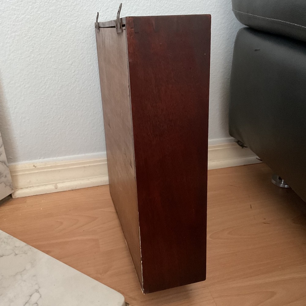 Antique Mahogany Valet Key Box