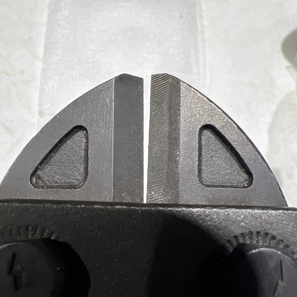 HYPER TOUGH 18" BOLT CUTTERS B4