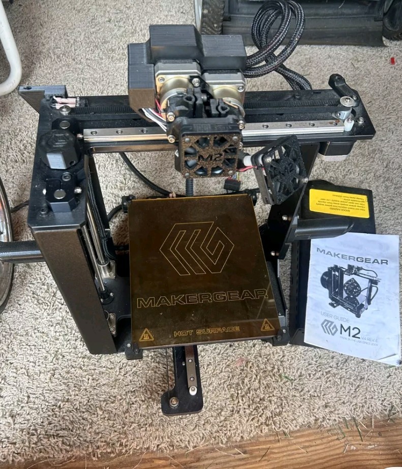 MakerGear M3-ID Dual. 3d Printer Lightly Used.