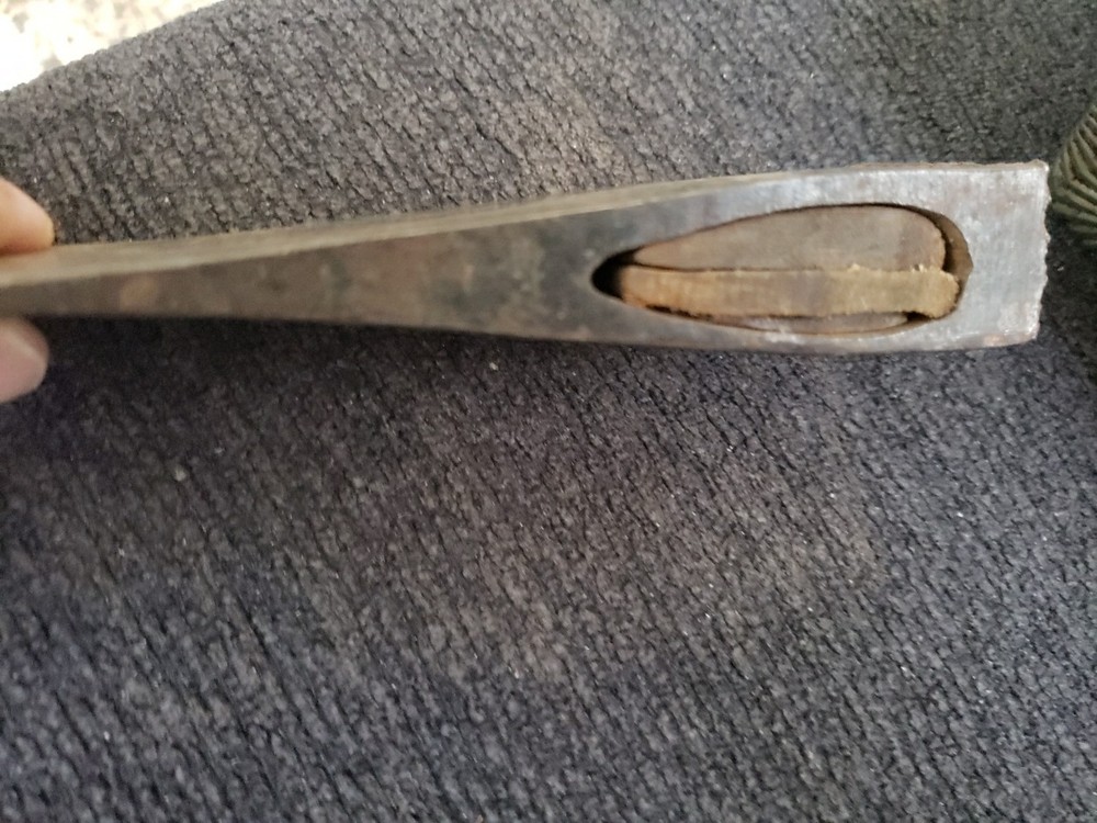 VINTAGE COLLINS 2 lb. AXE HEAD HATCHET