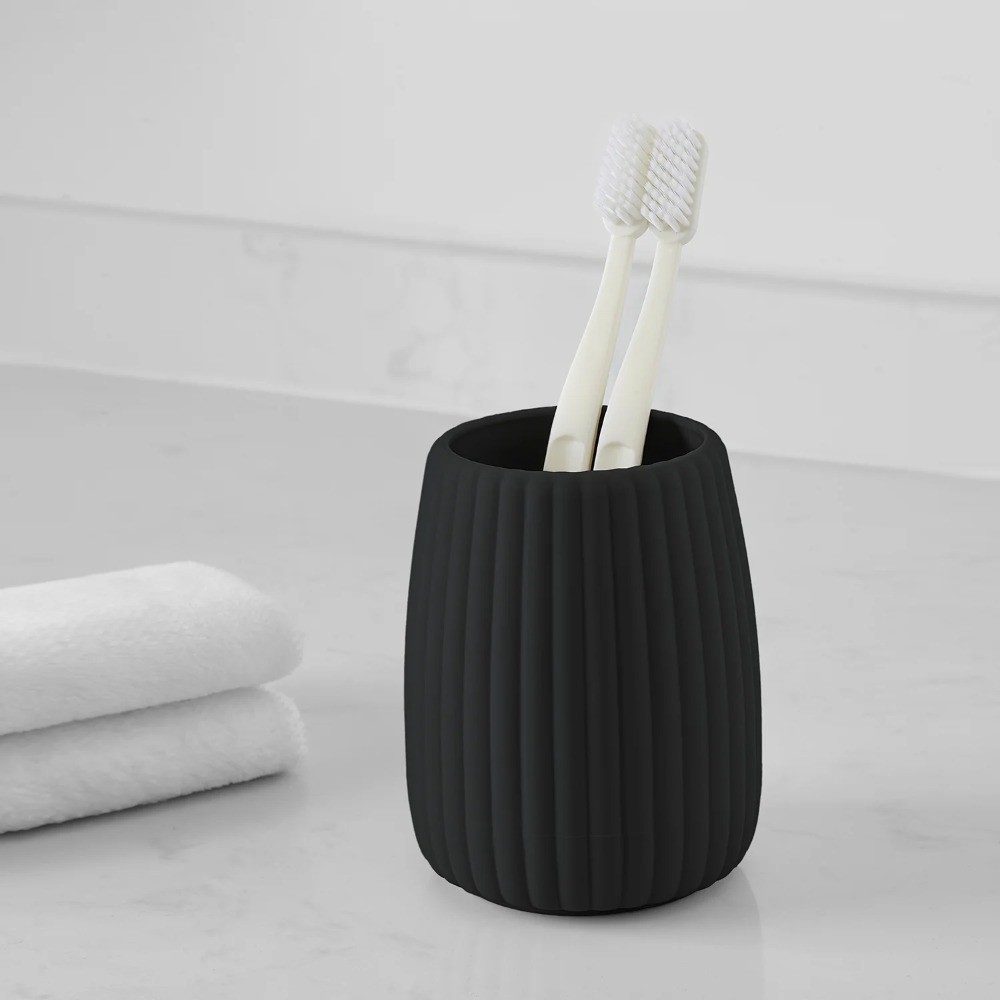 Rubberized Plastic Ribbed Toothbrush Holder, Black