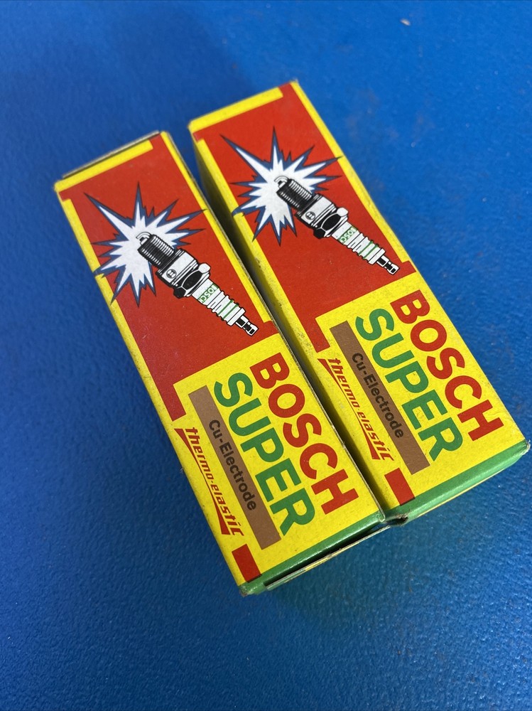 2 X Bosch Sparkplug Ignition W8LTCR - SAME DAY DISPATCH