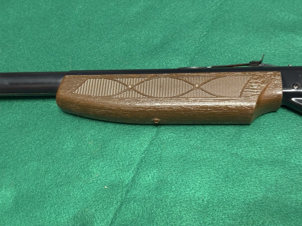 Vintage Daisy Model 111B BB Gun