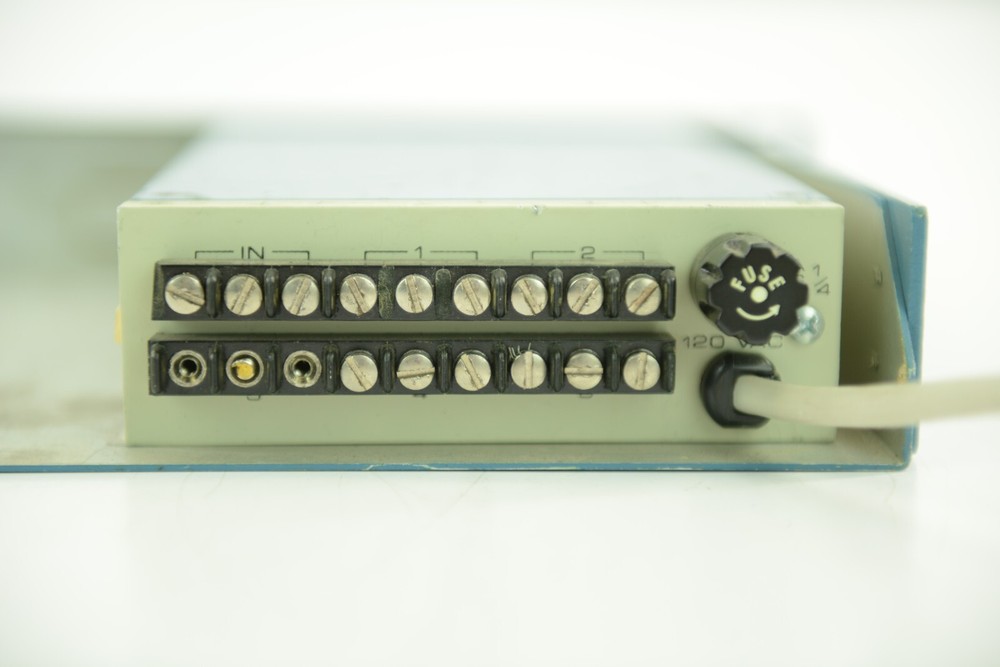 Sigma Electronics ADA-105 Audio DA & VDA-115 Video DA