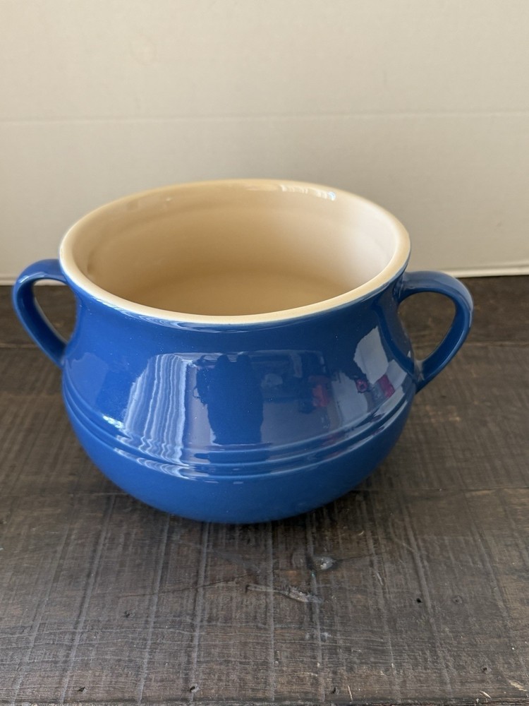 Le Creuset Large Two Handle Pot Blue 2 Handle Pot 6'' by 8''