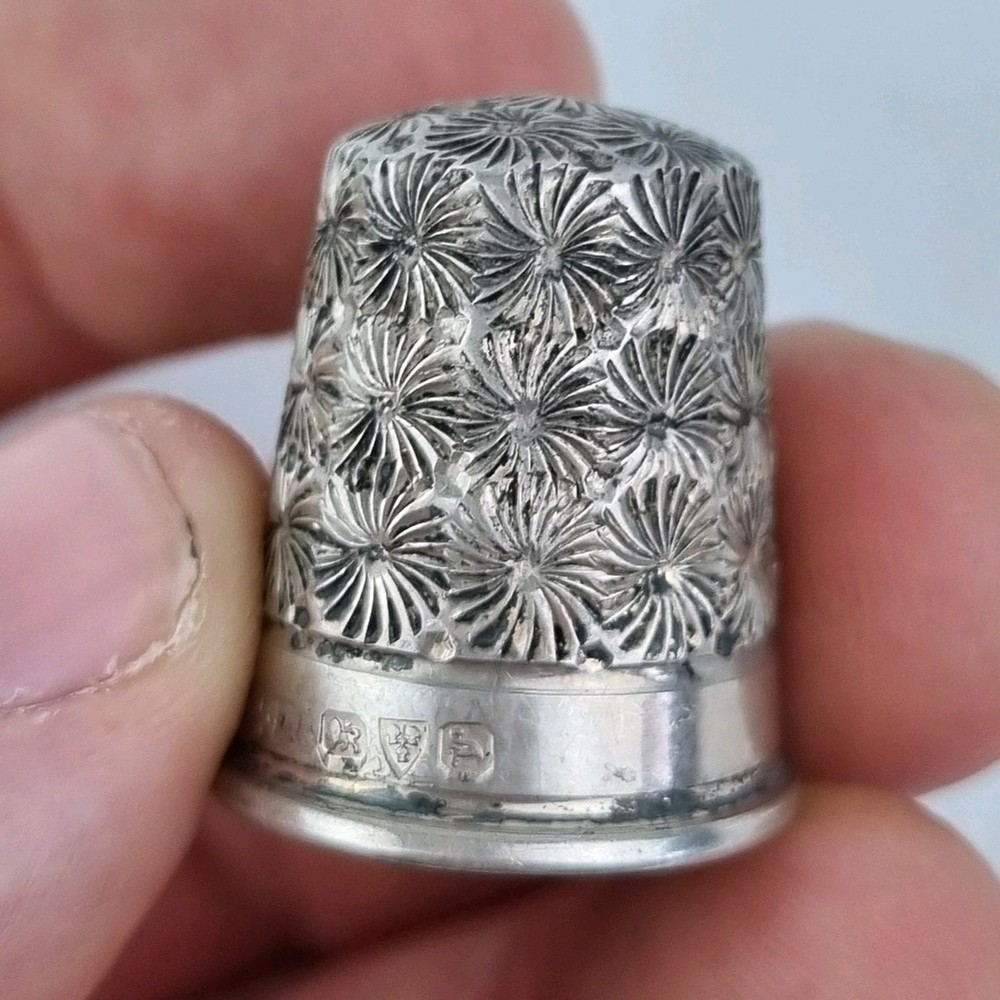 Antique Solid Silver Thimble Chester 1921 Charles Horner
