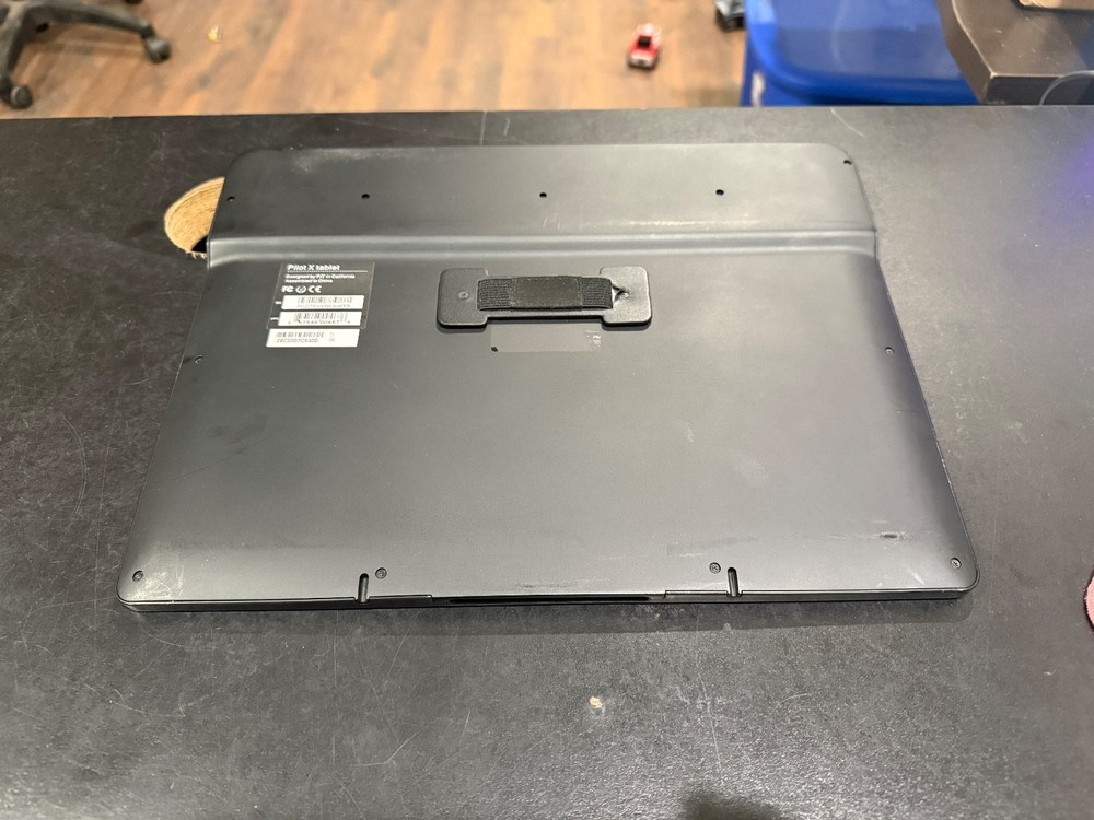 HoverCam Pilot X Tablet - Wireless Digital Teaching Station