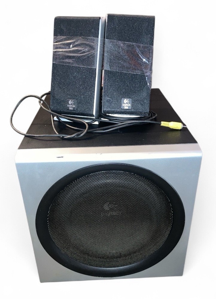 Logitech Z-2300 THX 2.1 Home Audio PC Computer Subwoofer System Untested
