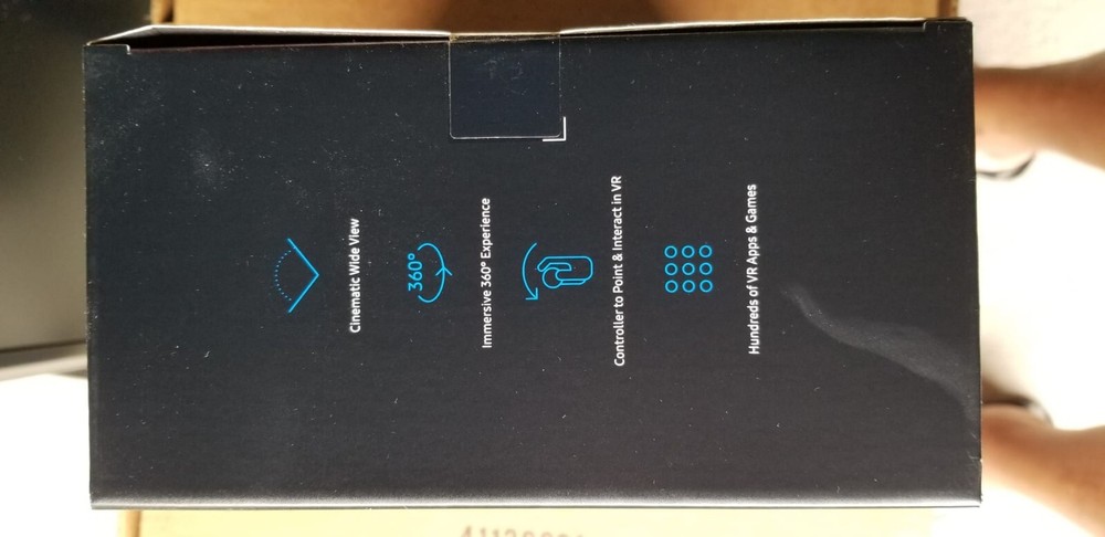 Samsung SMR324 Gear VR with Controller - Black