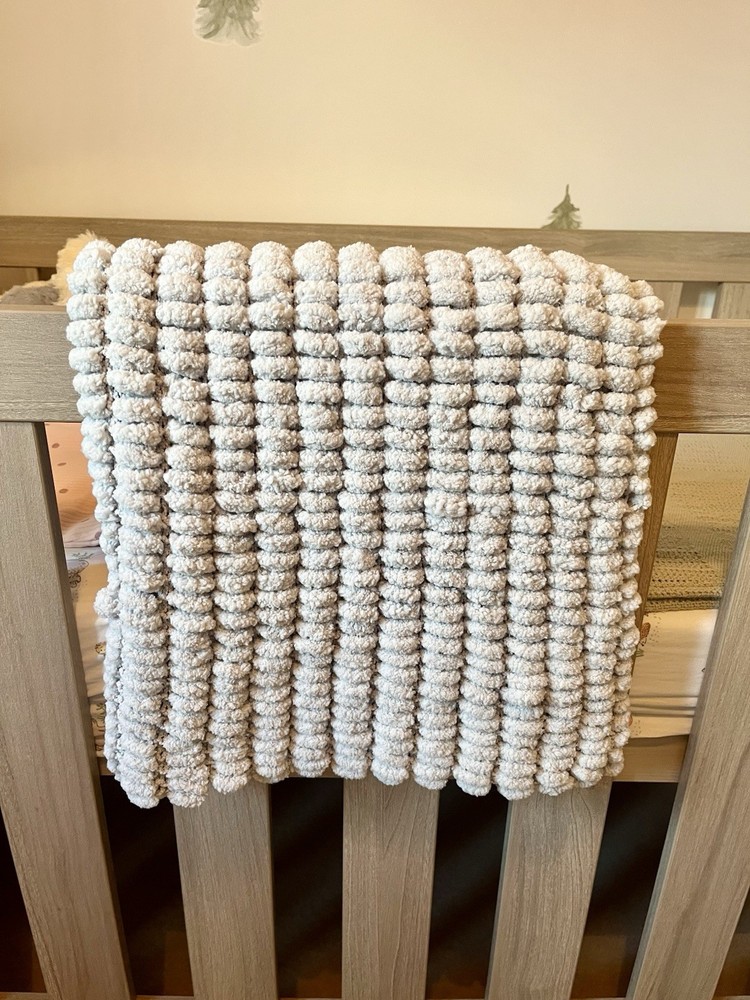 Pompom Baby Blanket