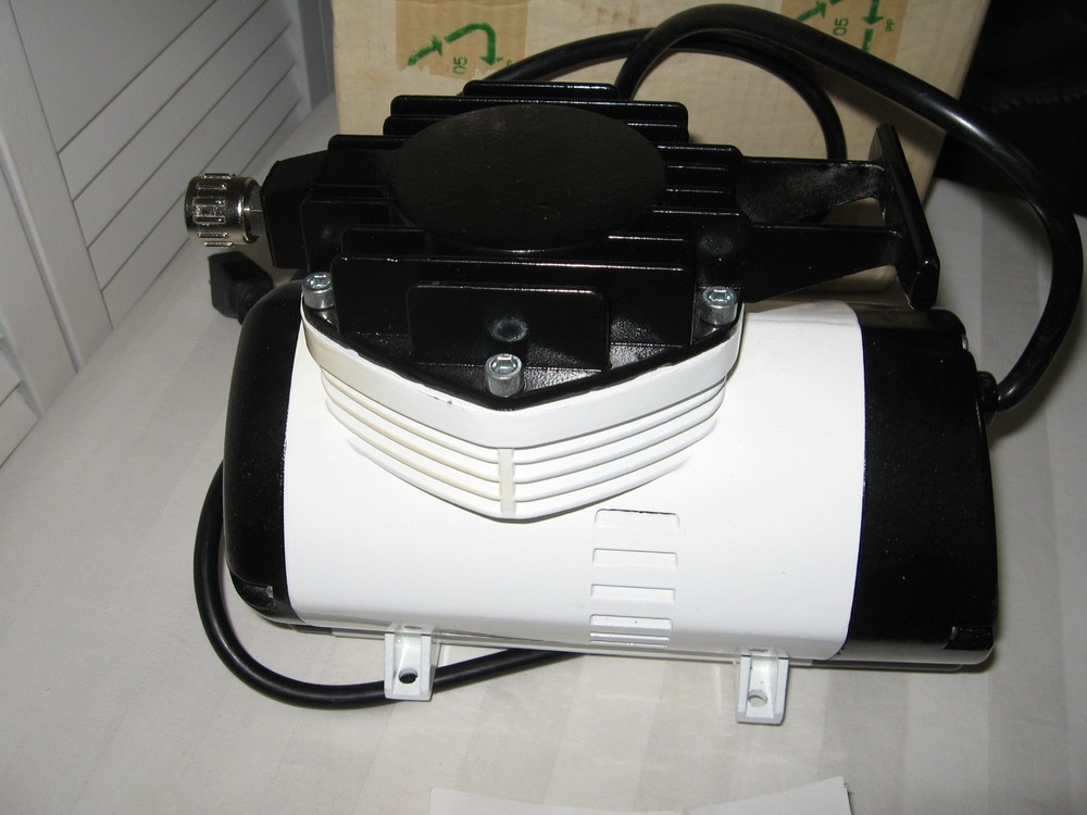 Silentaire B1000 Compressor New in Box !!!