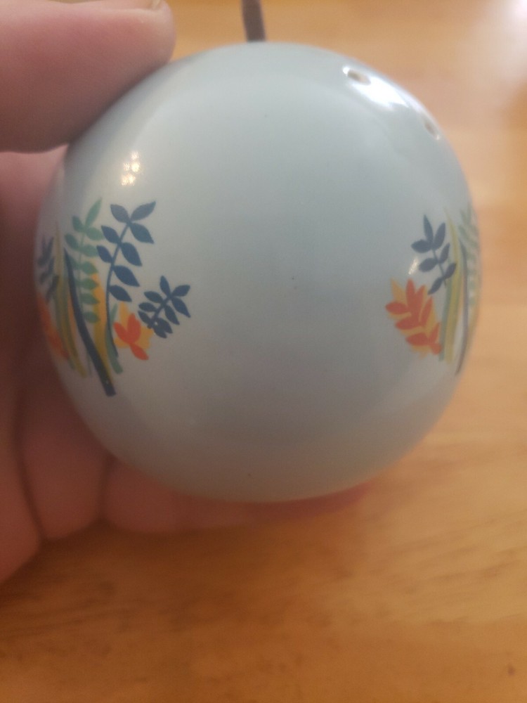 Porcelain incense burner, Vintage