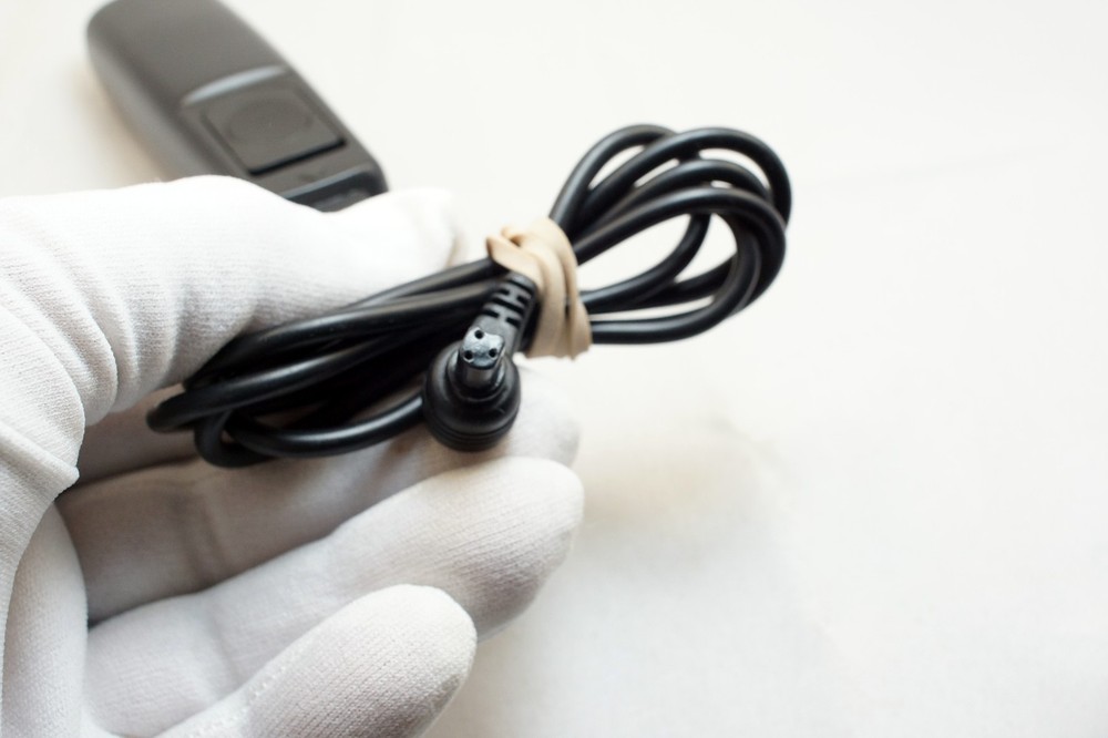 Shutter release wired 3 pin