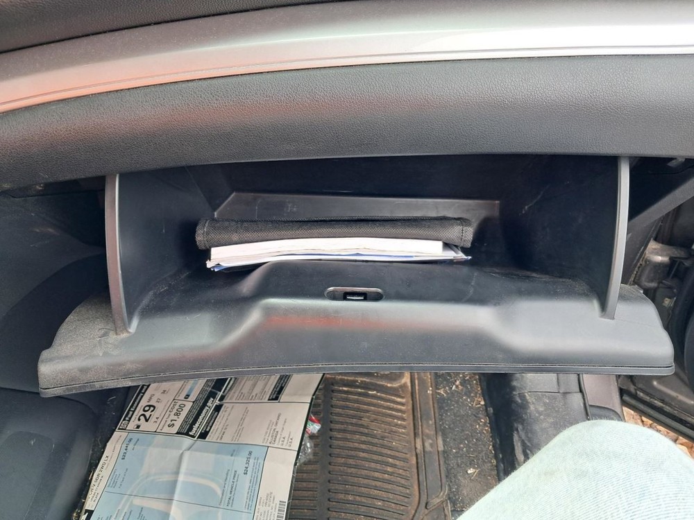 CR-V 2015 Glove Box 4739347