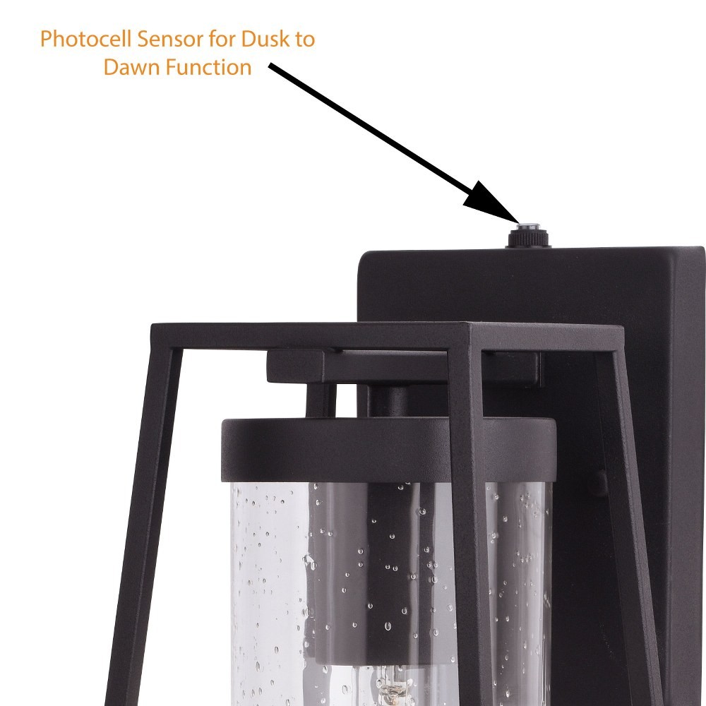 Nash 1-Light Outdoor Wall Sconce in Transitional and Rectangular Style 13.75