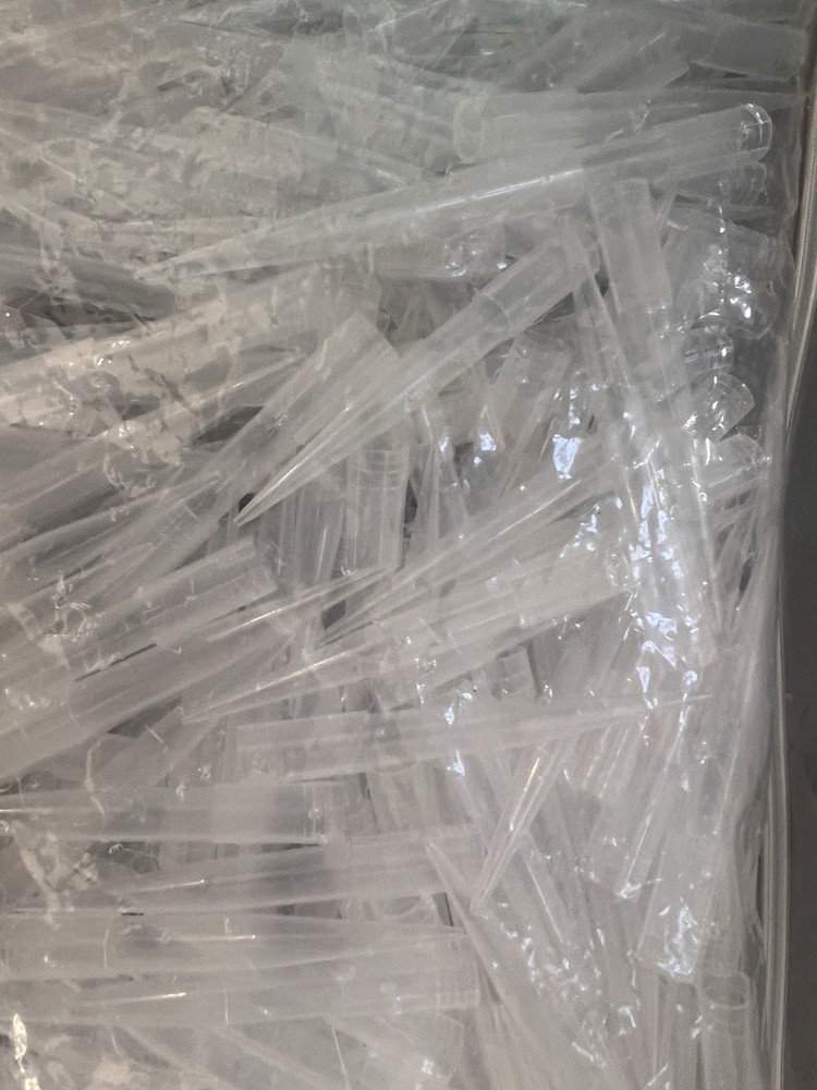 Universal Tips For Micropipette Model MT-II 1000 ul Capacity Quantity 1000