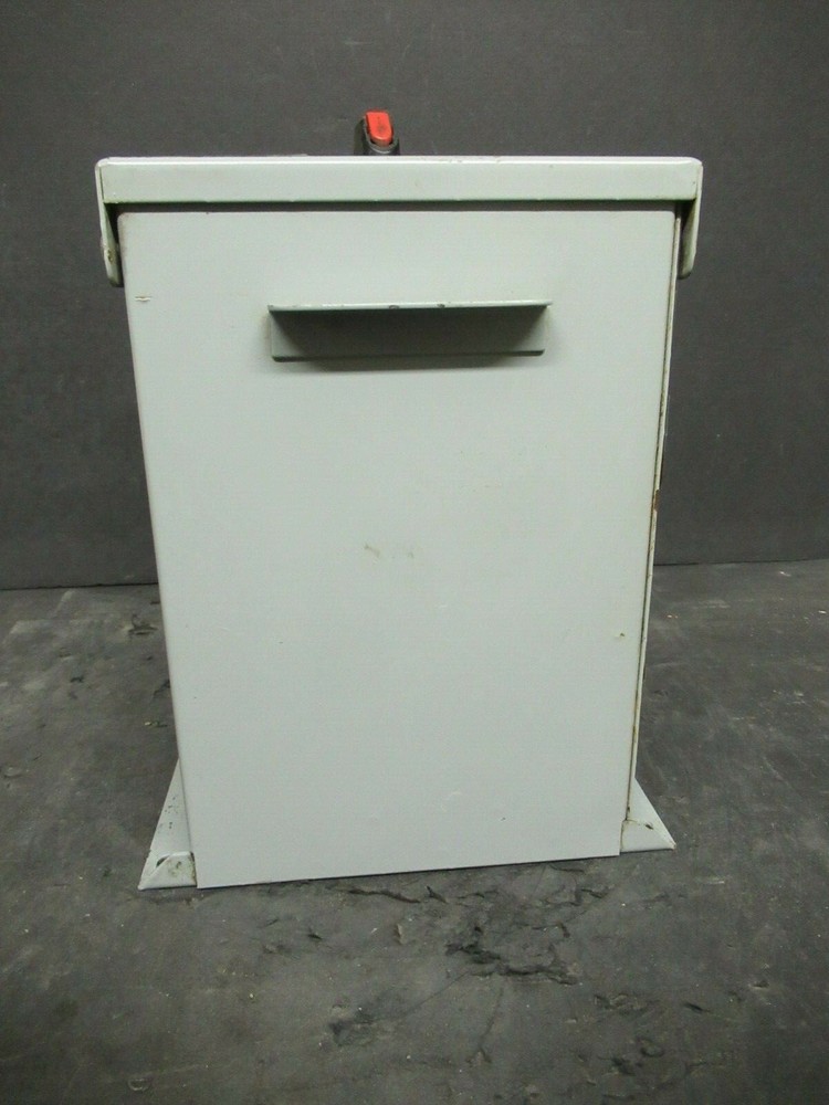 DAIKIN VOLTAGE TRANSFORMER MDGTB-13 480 VOLT