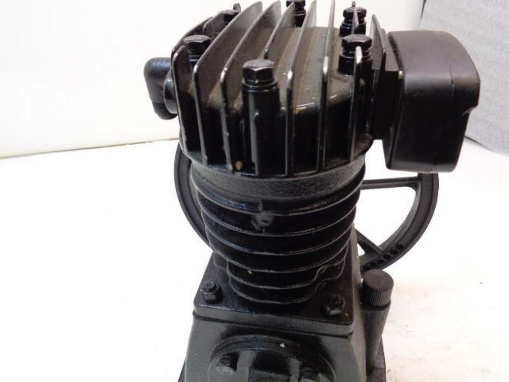 NEW UNBRANDED SINGLE STAGE AIR COMPRESSOR PUMP R32