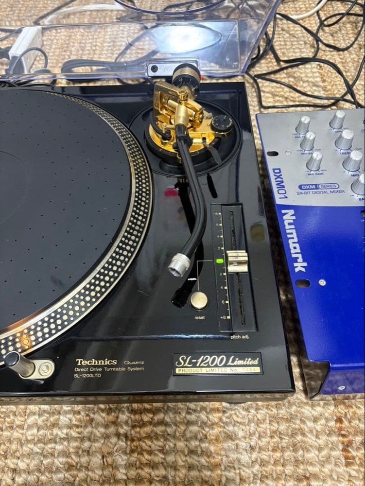 Technics SL-1200LTD Limited Turntable JP