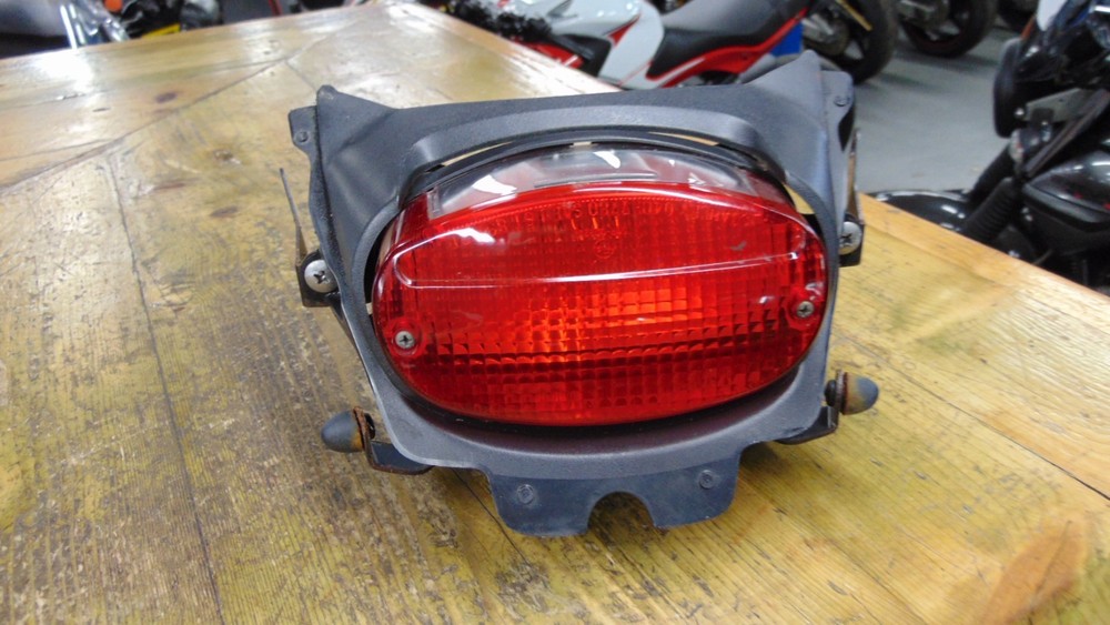 YAMAHA YZF600 THUNDERCAT REAR LIGHT