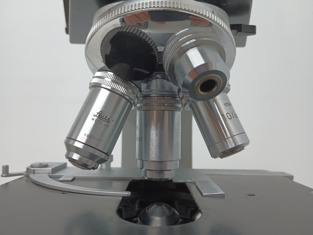 Vintage Leitz Wetzlar Dialux Microscope